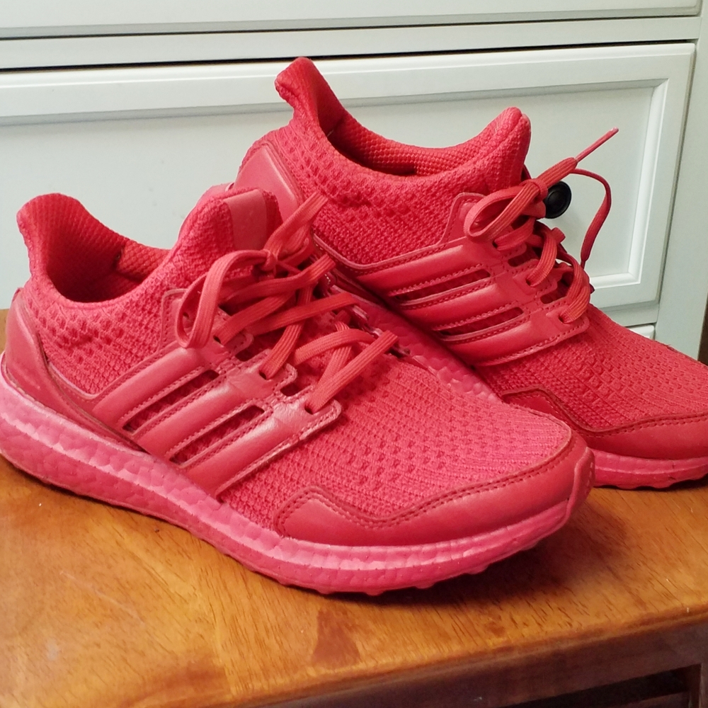 Adidas Red Athletic Shoes with Breathable Knit Design